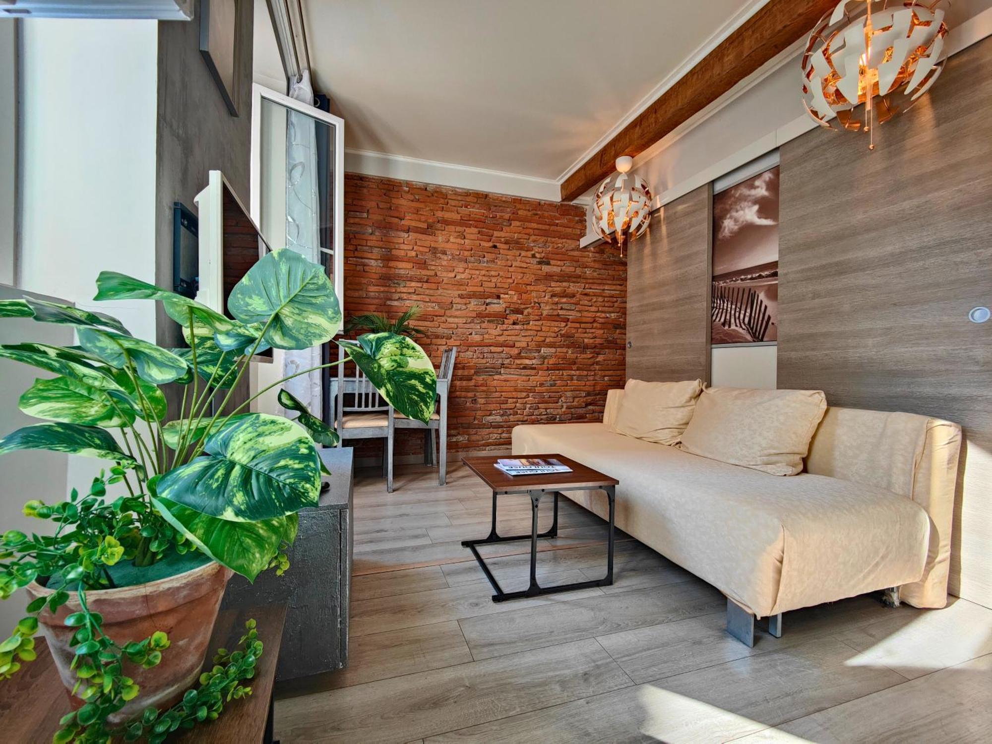 Cocoon'Inn Daurade Toulouse Exterior photo