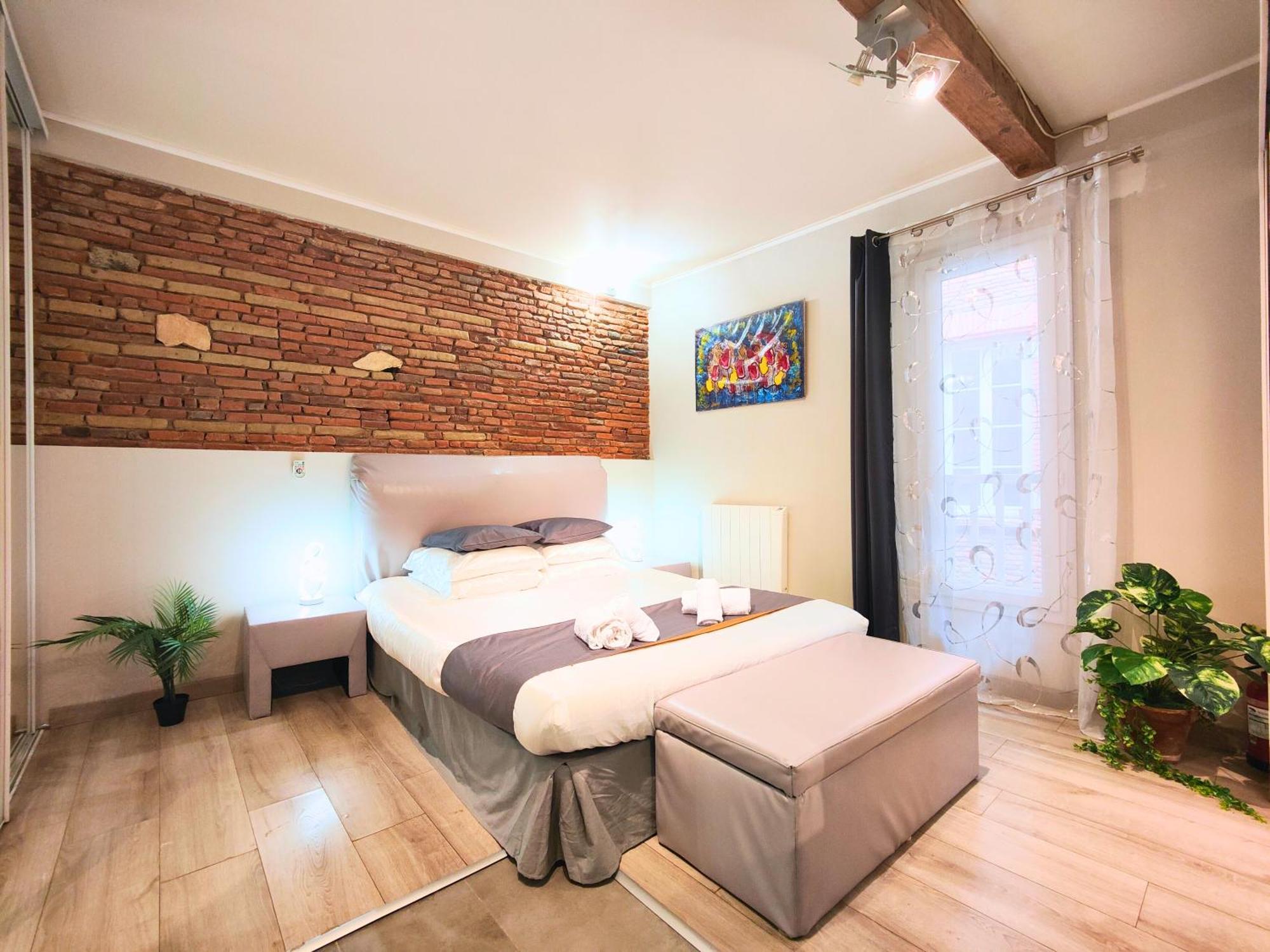 Cocoon'Inn Daurade Toulouse Exterior photo